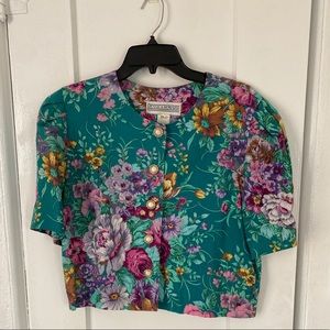 Cropped floral puff sleeve top